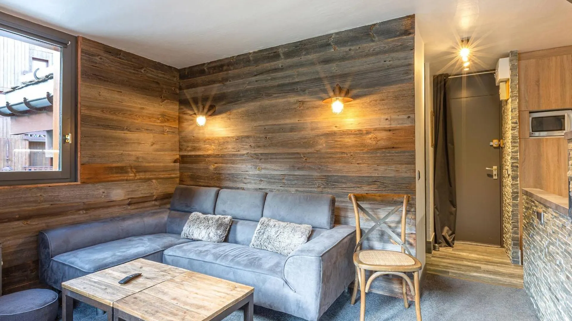 Appartement Spacieux 4 Pieces, Skis Aux Pieds, Proche Remontees Et Commerces A Valmorel - Fr-1-356-231